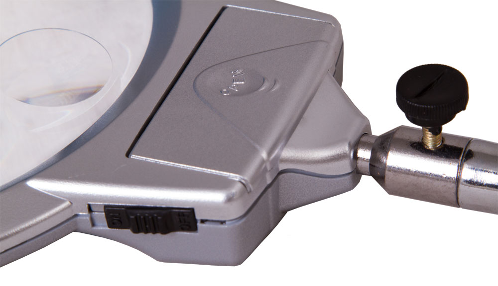 LEV-70444_4.jpg
